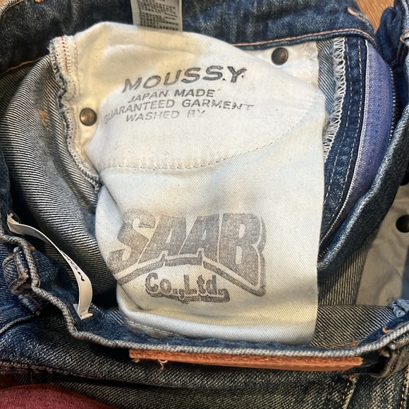 Moussy Marshall Distressed Tapered High Rise Jeans - Picture 13 of 15